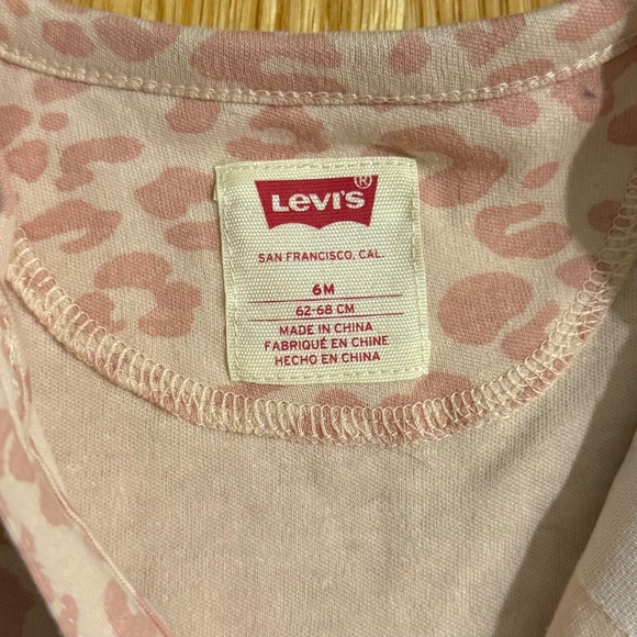 Levi’s Baby Girl Footed 1 Piece - Picture 6 of 9